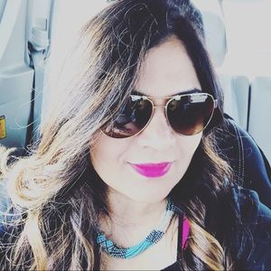 Meet your Posher, Sofia